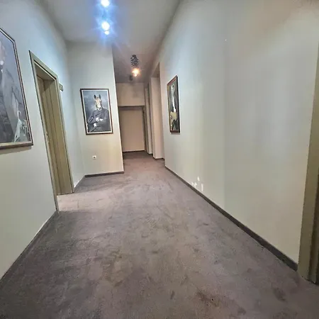 فندق Just فارنا